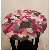 Pequeña mesita. Un progetto di Interior Design, Design e creazione di mobili e Pittura acrilica di Ruth Tobalina Alfonso - 09.02.2017