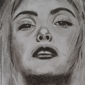 My project in Artistic Charcoal Portraiture: Creating Atmosphere course . Ilustrasi tradisional, Seni Rupa, Menggambar, Menggambar Potret, Gambar Realistis, Dan Menggambar Artistik proyek oleh martinecach - 04.18.2021