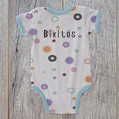 "Bixitos": Marca sostenible de ropa y complementos. Un proyecto de Br, ing e Identidad, Dibujo, Diseño gráfico, Ilustración tradicional y Pintura a la acuarela de Rocío Jordano Benjumea - 14.04.2021