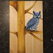 Acuarela sobre madera: Buho posado. Traditional illustration project by ericaurdeitx - 04.15.2021