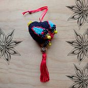 Corazón Negrito Bordado . Un progetto di Artigianato e Ricamo di Priscilla Carrera Murray - 20.11.2020