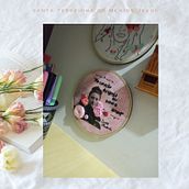 Meu projeto do curso: Bordado em fotografias sobre tela - Santa Terezinha. Photograph, Collage, Paper Craft, Printing, Embroider, and DIY project by Taynã Fonseca - 06.16.2021