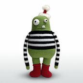 Walt the Green Monster. Un proyecto de Artesanía, Creatividad, Crochet, DIY y Diseño de juguetes de Ozlem Yildiz Teke - 17.08.2017