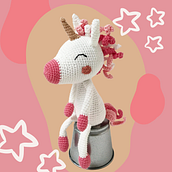 Zephyr the Unicorn - Amigurumi. Un proyecto de Crochet de Annisa Laksmintari - 07.04.2021