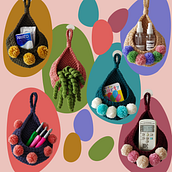 Crochet Hanging Baskets / Plant Pods with Pompoms. Un proyecto de Crochet de Annisa Laksmintari - 25.03.2021
