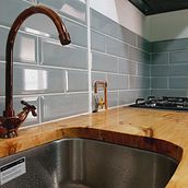 Remodelación cocina. Een project van Architectuur, Interieurontwerp y Meubelontwerp en -bouw van Romina Pérez Salas - 03.02.2021