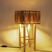 Lámpara Boga - Luminaria artesanal inspirada en la silla de enea. Un progetto di Artigianato, Design, Lighting design, Product design e Design industriale di VO Estudi - 03.03.2021