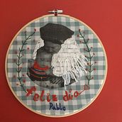 Mi Proyecto del curso: Bordado en fotografías sobre tela.”Recordando a mamá “. Projekt z dziedziny Fotografia,  Kolaż, Papercraft, Stemple,  Haft i DIY użytkownika Betty Pazos - 18.05.2021