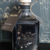 Oro Nero – Judith (progetto personale illustrazione - illustratrice - illustratore). Un progetto di Pubblicità e Illustrazione tradizionale di Cecilia Friggieri - 19.05.2021