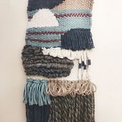 My project in Hand Weaving Techniques for Beginners  course. Un progetto di Artigianato, Interior Design, Fiber Art, Tessitura e Textile Design di Cansu Melek Karakurt - 21.05.2021
