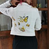 Renovando outfits con mi hija. Reciclando y aprendiendo con sus clases. Bordado projeto de mariaemogu - 30.05.2021