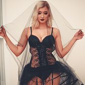 Projeto de Vestuário - Lingerie. Un progetto di Costume design di Dinha Burdzinski - 30.05.2021