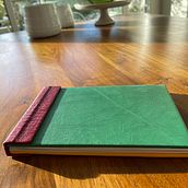 Mi Proyecto del curso: Encuadernación sin pliegues de tu obra gráfica. Arts, Crafts, Fine Arts, Bookbinding, and DIY project by marianolamu - 06.03.2021