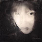 My project in Fine Art Self-Portrait Photography course. Photograph, Photograph, Post-production, Photo Retouching, Portrait Photograph, Fine-Art Photograph, Self-Portrait Photograph, Studio Photograph, and Photomontage project by Litonya Knelsen - 05.23.2021