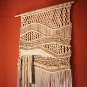 Mi Proyecto del curso: Introducción al macramé: creación de un tapiz decorativo. Accessor, Design, Arts, Crafts, Interior Design, Decoration, Fiber Arts, and Macramé project by Agnieszka Minuczyc - 06.05.2021
