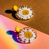 Meu projeto: Fotografia de produto com luz direta do sol. Social Media, Mobile Photograph, Product Photograph, Photographic Lighting, and Social Media Design project by Juciellen Ribeiro - 06.06.2021