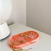 Mi Proyecto del curso: Diseño de joyería en resina . % beatriiz_amurrio tarafından hazırlanan Aksesuar Tasarımı, Sanat ve El Sanatları, Mücevher Tasarımı, Ve Kendin Yap projesi - 06.09.2021