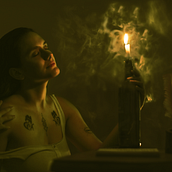 Mi Proyecto del curso: Retrato fotográfico pictórico. Un proyecto de Fotografía, Fotografía de retrato, Fotografía de estudio, Fotografía artística y Fotografía en interiores de alejandro alba benitez - 10.06.2021