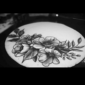 Meu estudo do curso: Tatuagem botânica com pontilhismo. Tattoo Design, Traditional illustration, and Botanical Illustration project by Raquel Nogueira - 06.10.2021