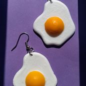 Meu projeto do curso: Design de joalheria com resina. Accessor, Design, Arts, Crafts, Jewelr, Design, and DIY project by Mariana Lima - 06.18.2021