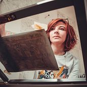 Dans l'intimité d'une artiste. Photograph, Portrait Photograph, Photographic Lighting, Fine-Art Photograph & Interior Photograph project by guitteny_kevin - 06.09.2021