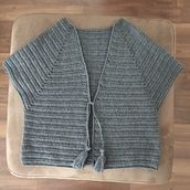 Mi Proyecto del curso:  Top-down: prendas a crochet de una sola pieza. Un proyecto de Diseño de moda, Tejido, DIY y Crochet de Samantha Ortiz - 25.06.2021