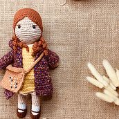 Mi Proyecto del curso: Amigurumi: diseño de ropa, pelo y complementos. Arts, Crafts, To, Design, Fiber Arts, and Crochet project by Alexandra Rap - 06.26.2021