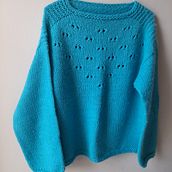 My project in Introduction to Knitting with Circular Needles course. Een project van Ontwerp van accessoires, Borduurwerk y Textiel van kadycrea - 06.09.2021