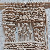 Mi Proyecto del curso: Introducción al macramé: creación de un tapiz decorativo. Accessor, Design, Arts, Crafts, Interior Design, Decoration, Fiber Arts, and Macramé project by Denise Fuantos R - 06.28.2021