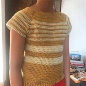 Mi Proyecto del curso:  Top-down: prendas a crochet de una sola pieza. Un progetto di Fashion design, Fiber Art, DIY e Uncinetto di Kathy Martínez - 25.06.2021