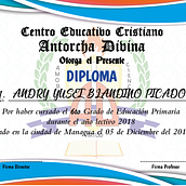 Diplomas y Tarjetas de Invitación Graduación. Projekt z dziedziny Edukacja użytkownika Humberto Blandino - 30.11.2018