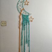 Mi Proyecto del curso de macramé: Decoración de pared en forma de luna. Accessor, Design, Interior Design, Decoration, Fiber Arts, and Macramé project by albarubi_ - 07.05.2021