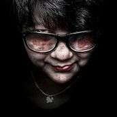 Mi Proyecto del curso: Retrato conceptual dark. Un progetto di Fotografia, Fotografia di ritratto, Illuminazione fotografica e Fotografia artistica di Jorge Iveli - 09.07.2021