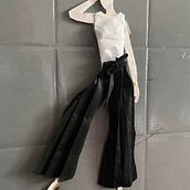 Cover Ein Projekt aus dem Bereich Traditionelle Illustration und Design von Garderoben von colladosalva - 10.07.2021