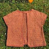 My project in  Top-Down: One-Piece Crocheted Garments  course. Un proyecto de Diseño de moda, Tejido, DIY y Crochet de Cristina - 11.07.2021