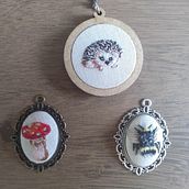 Meu projeto do curso: Bordado em miniatura: crie joias têxteis. Design de joias, e Bordado projeto de Manoela Castejon - 17.07.2021