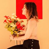 F L O R E S. Photograph, Photo Retouching, Creativit, Fashion Photograph, Portrait Photograph, and Digital Photograph project by Lidia González Parra - 07.28.2021