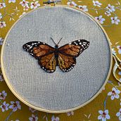 My project in Realistic Embroidery Techniques course. Embroider, and Traditional illustration project by Marguerite Menu - 07.30.2021