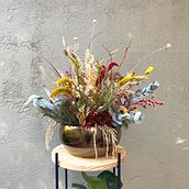 Meu projeto do curso: Design de arranjos com flores secas e preservadas. Interior Design, L, scape Architecture, Decoration, and DIY project by virfraiz - 07.27.2021