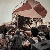 La U y sus Hinchas. Photograph, Portrait Photograph, Outdoor Photograph, Lifest, and le Photograph project by Daniel Gonzales - 08.02.2021