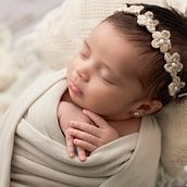 Mi Proyecto del curso: Introducción a la fotografía newborn. Photograph, Portrait Photograph, Studio Photograph, Lifest, le Photograph & Interior Photograph project by info_juanymena - 08.03.2021