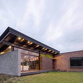 Casa Tarqui, Cuenca, Ecuador.. Photograph, Architecture, Interior Architecture, Architectural Photograph & Interior Photograph project by Nicolas Provoste C. - 08.04.2021