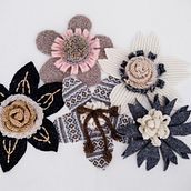 Flowery Shop display. Un proyecto de Publicidad, Artesanía y Creatividad de Gaia Segattini - 04.08.2021