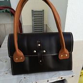 Meu projeto do curso: Criação de bolsas de couro artesanais para iniciantes. Un proyecto de Diseño, Diseño de complementos, Artesanía y Costura de wldmrpeters - 03.08.2021