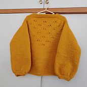 My project in Introduction to Knitting with Circular Needles course. Un proyecto de Diseño de complementos, Bordado y Tejido de Veronica Corvera - 04.08.2021