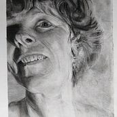 Louise . Traditional illustration, Fine Arts, Drawing, Portrait Drawing, Realistic Drawing, and Artistic Drawing project by peter.terhuurne - 08.06.2021