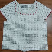 Meu projeto do curso:  Top-down: roupas de crochê sem costura . Desain Busana, Seni Serat, DIY, Dan Merenda proyek oleh dmelle_mr - 08.07.2021