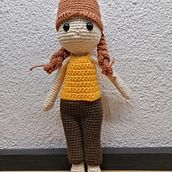 Mi Proyecto del curso: Amigurumi: diseño de ropa, pelo y complementos. Fiber Arts, Crochet, and Amigurumi project by Heidy Monge - 08.08.2021