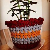 Funda planta en trapillo Ein Projekt aus dem Bereich Crochet von Carolina Muñoz Zamora - 11.08.2021