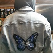 Mariposa Bordada. Un projet de Peinture, St, lisme, Broderie, DIY, Upc , et cling de isabelfernandez_m97 - 15.08.2021